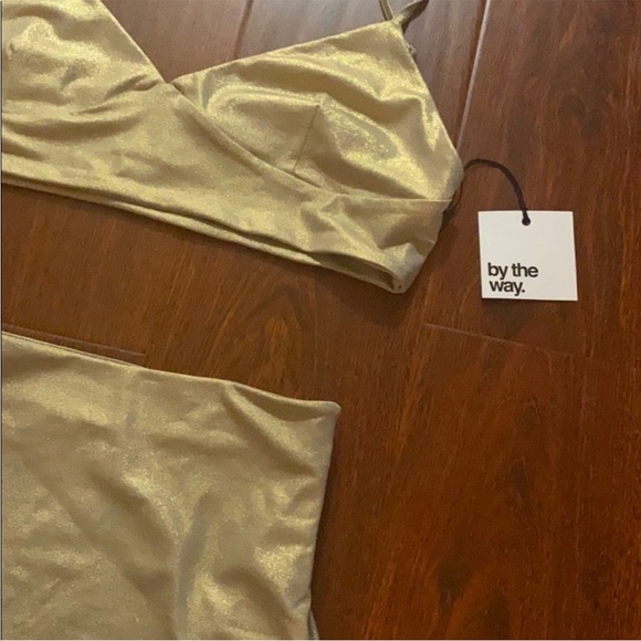 Revolve By the way 2 piece skirt set - Picture 3 of 5